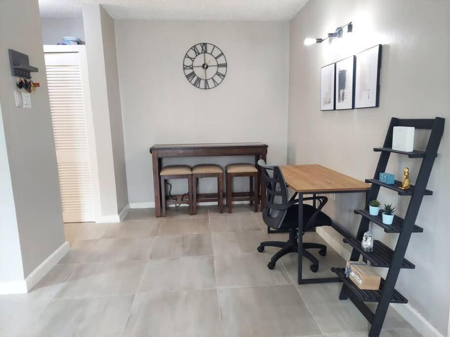 Modern Apartment At The Worthington Kingston Extérieur photo
