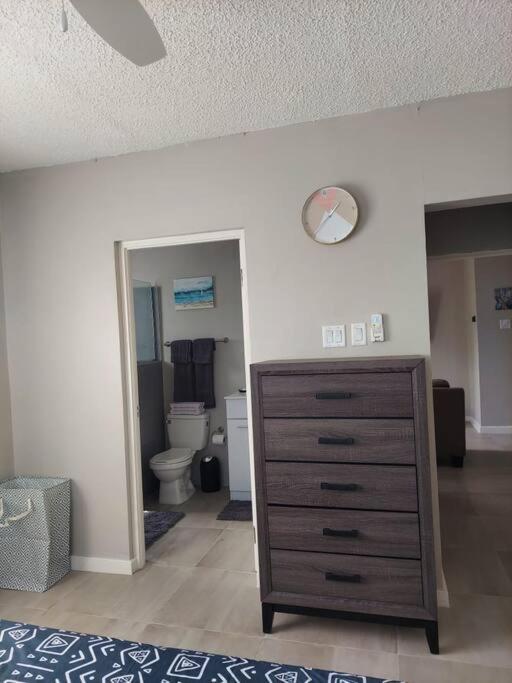 Modern Apartment At The Worthington Kingston Extérieur photo